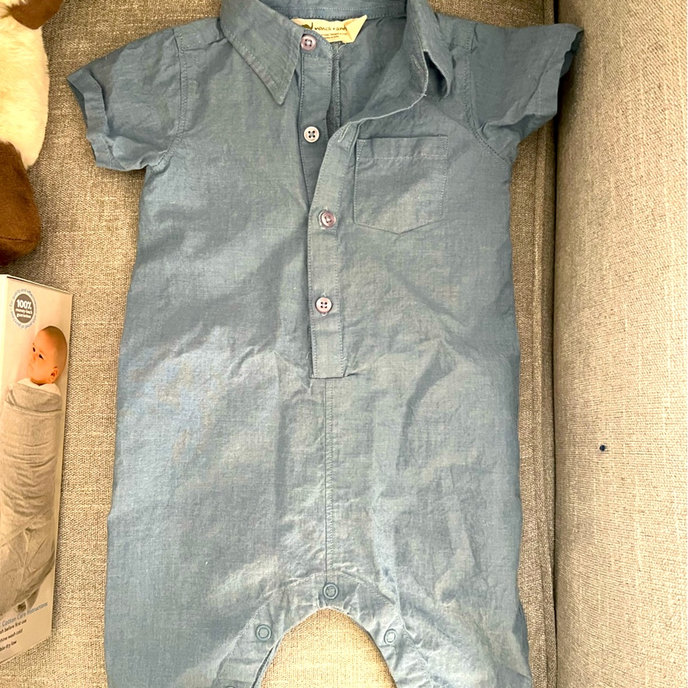 Monica & Andy new organic cotton baby romper 3-6 months.